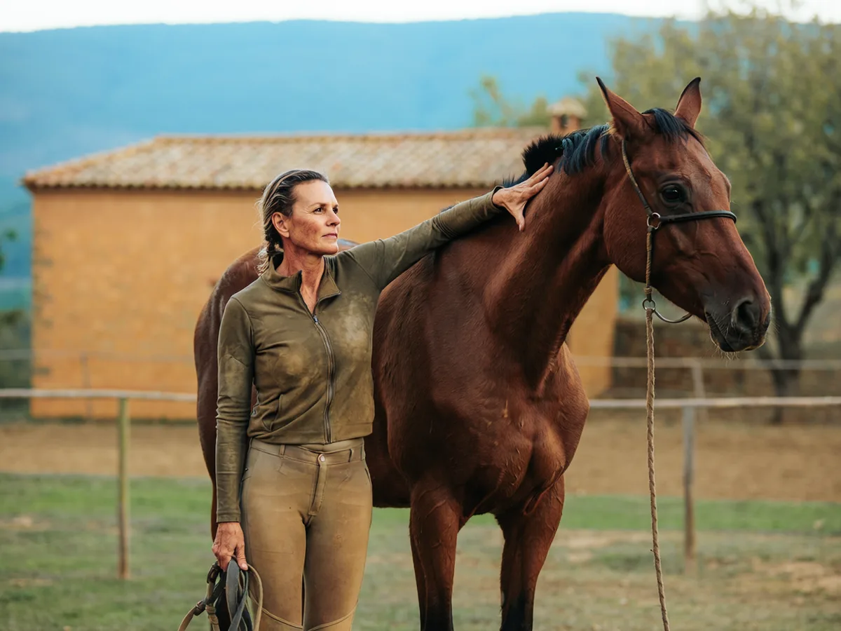 Cours d'équitation à Charmes-sur-l'Herbasse, Drôme